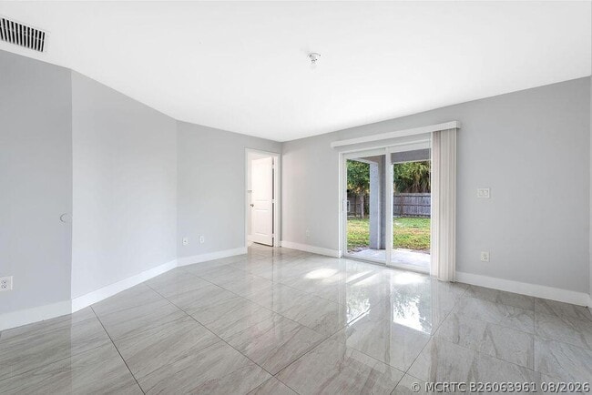Building Photo - 1506 S J St
