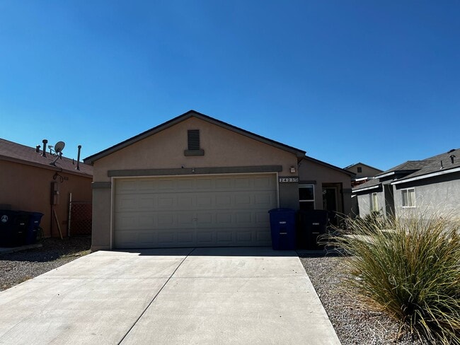 Primary Photo - Beautiful 3 bedroom 2 bathroom home.