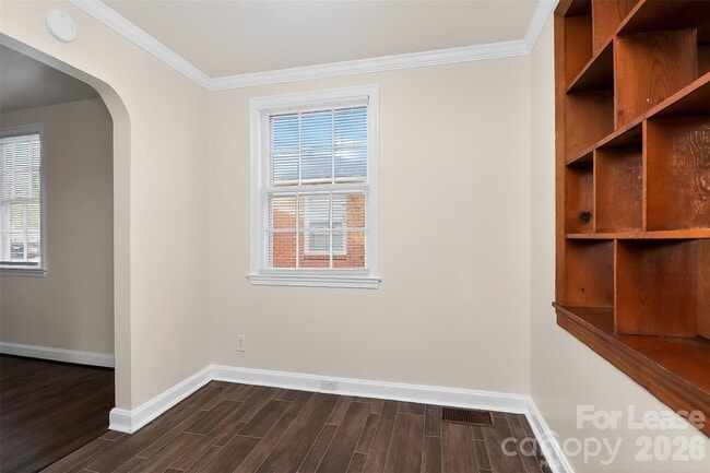 Building Photo - 1415 Herrin Ave