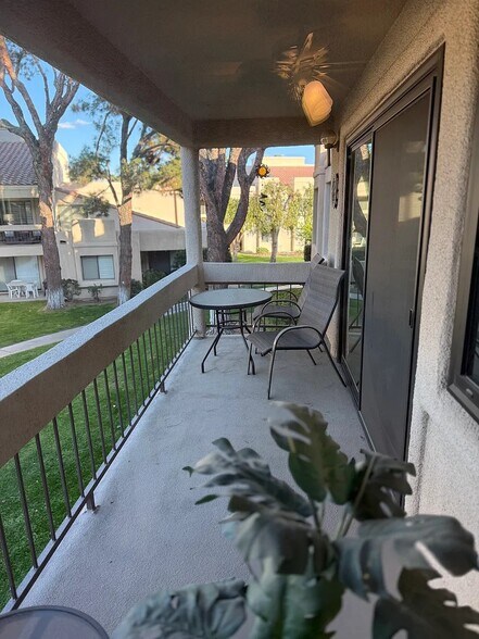 Building Photo - 35200 Cathedral Canyon Dr