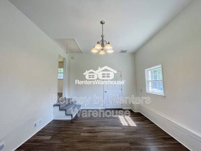 Building Photo - 2444 Tullibee Dr