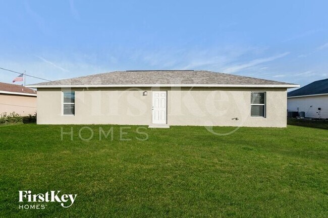 Building Photo - 630 SW 25th Terrace
