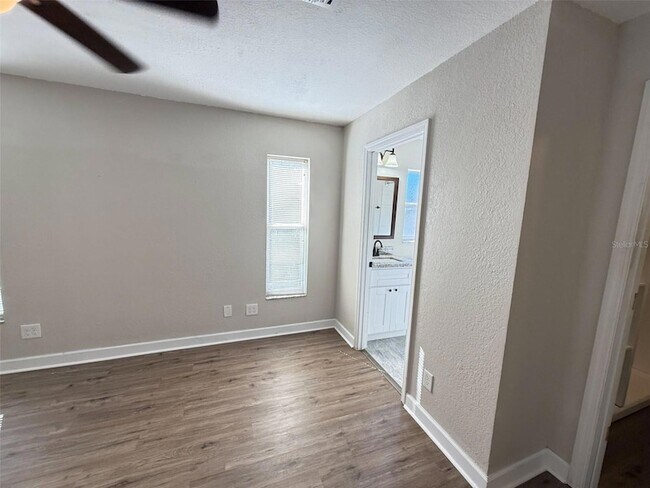 Building Photo - 13670 Highland Rd