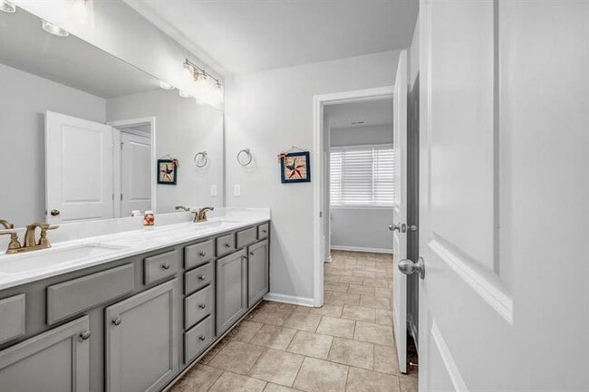 Building Photo - 4591 Grenadine Cir