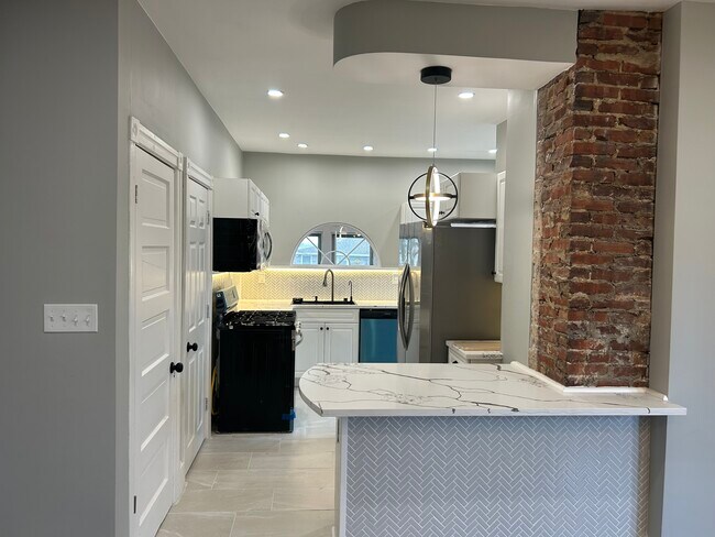 Building Photo - 74 Delaware Ave