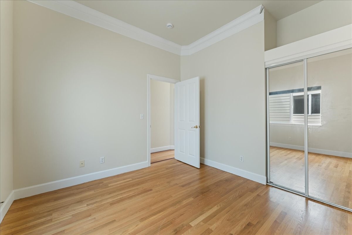 Building Photo - 4619 Lincoln Way