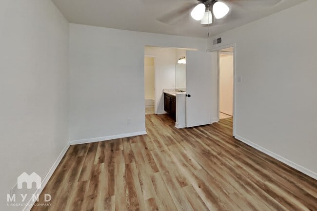 Building Photo - 6708 Oriole Ct
