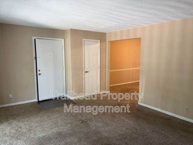 Building Photo - 5801 Woodson Dr
