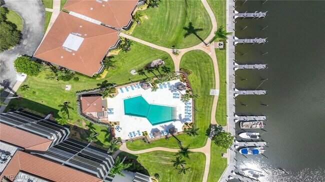 Building Photo - 601 Seaview Ct