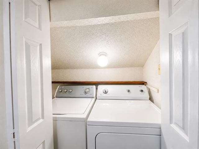 Building Photo - 910 Hillside Beach Dr