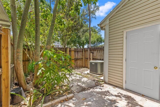 Building Photo - 5709 Dalden Dr