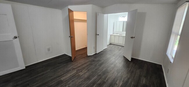 Building Photo - 8364 Cedar St