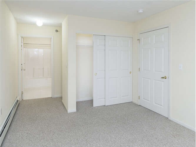 Building Photo - 16955 Toronto Ave SE