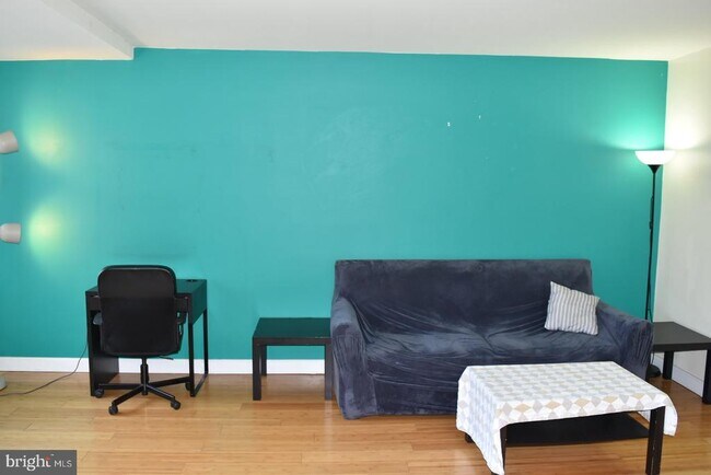 Building Photo - 1111 Arlington Blvd