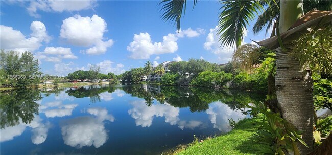 Building Photo - 8545 SW 152nd Ave