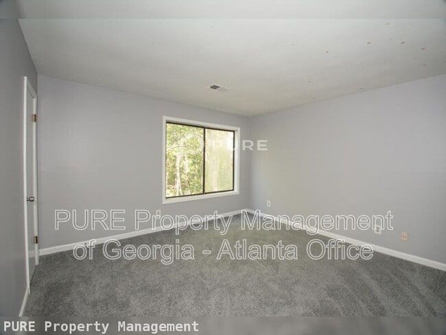 Building Photo - 540 Silver Pine Trail