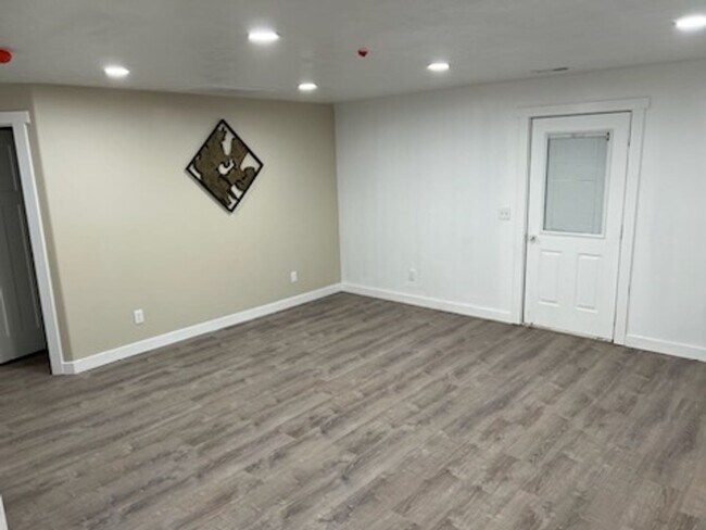 Building Photo - 780 N Lauritzen St