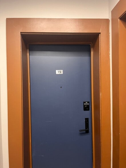 Building Photo - 21 Reed St