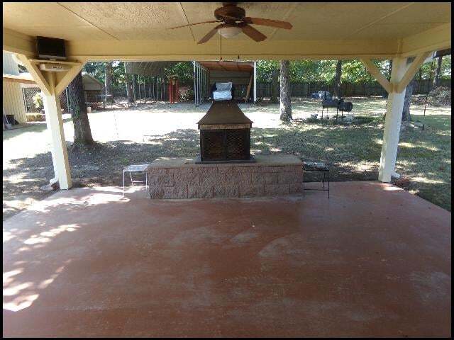 Building Photo - 1068 Fox Hunt Trail