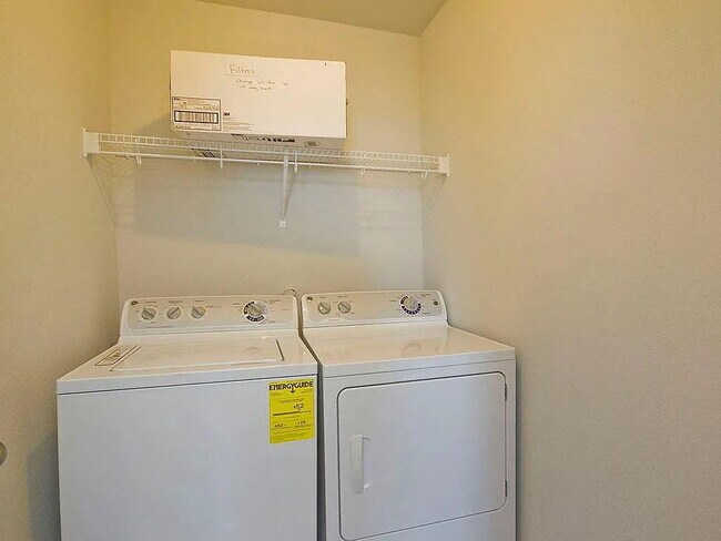 Building Photo - "Charming 2-Bed, 2-Bath Condo Retreat in San Marcos - Spacious 1100 Sq Ft Living!"