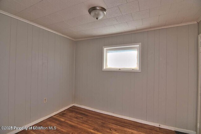 Building Photo - 261 Dana St