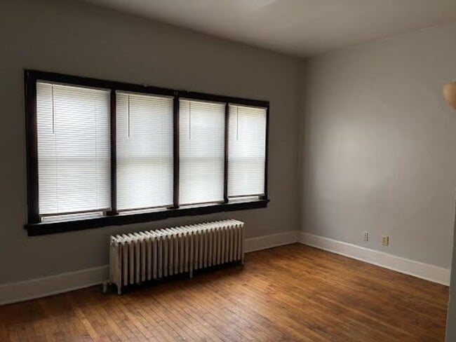 Building Photo - 1130 W Washington St