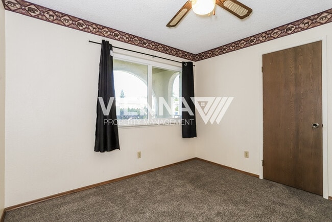 Building Photo - 6118 Burntwood Way