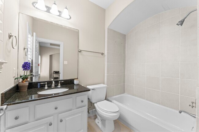 Building Photo - 9910 Orchard Ct