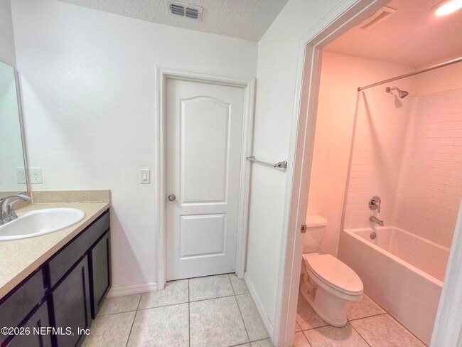 Building Photo - 734 Bent Baum Rd