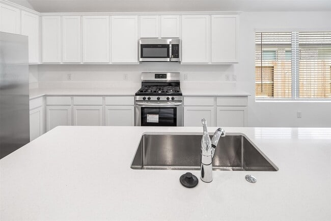 Building Photo - 5508 Knox Lndg Dr
