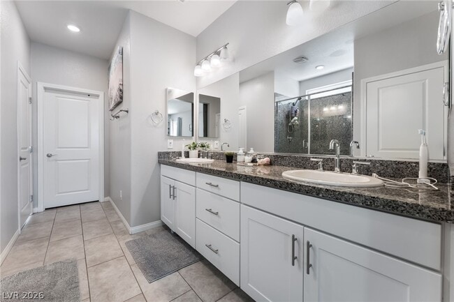 Building Photo - 7438 Ardenno St