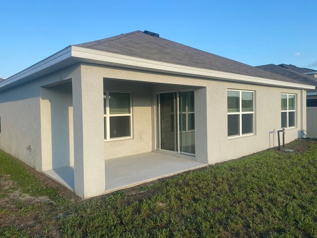 Building Photo - Beautiful 3/2 in Greystone Hills Gated Com...