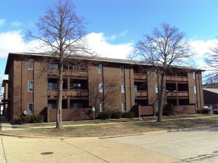 Interior Photo - 58 E Healey
