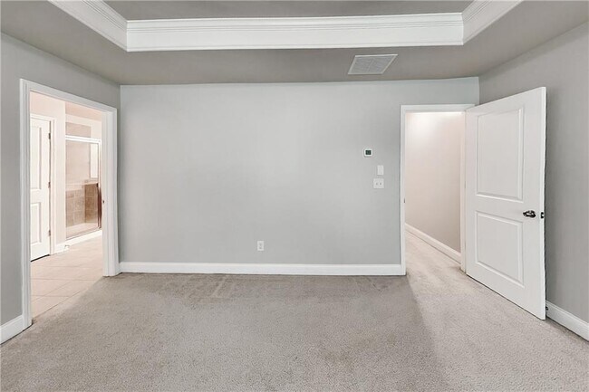 Building Photo - 232 Braemore Mill Dr
