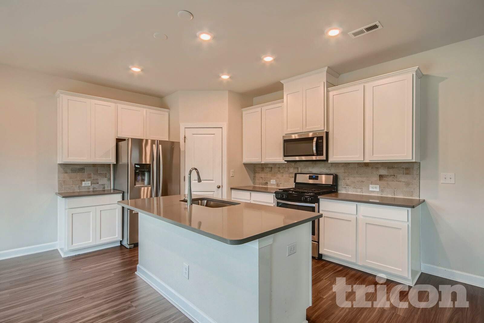 Building Photo - 9205 Festival Wy