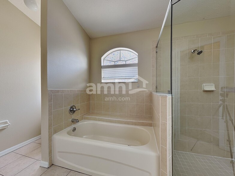 Building Photo - 11706 Leda Ln