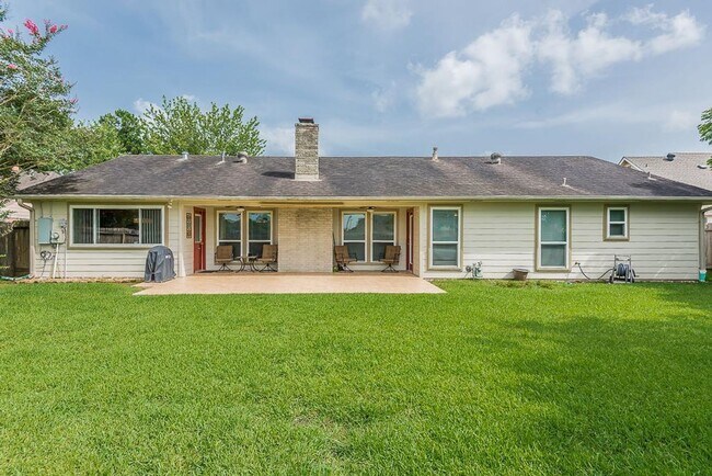 Building Photo - Zoned to CLHS! Updated One Story 4BR Home!