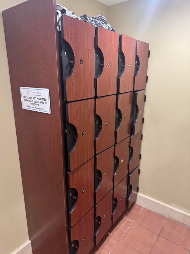 Building Photo - 356 Moorings Dr