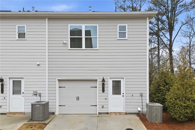 Building Photo - 1914 Cassia Aly