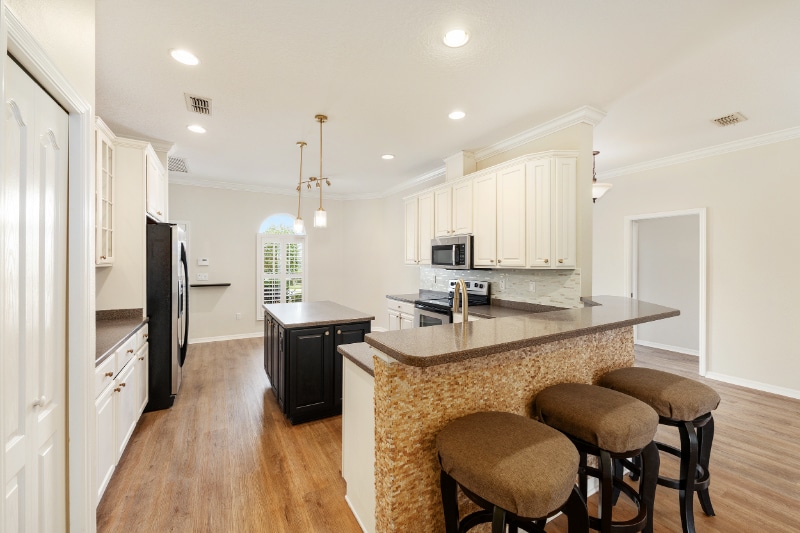 Building Photo - 6510 SW 50th Ct