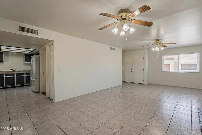 Building Photo - 14420 N 57th Dr