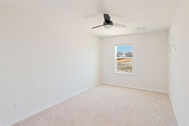 Building Photo - 216 Breccia Trl