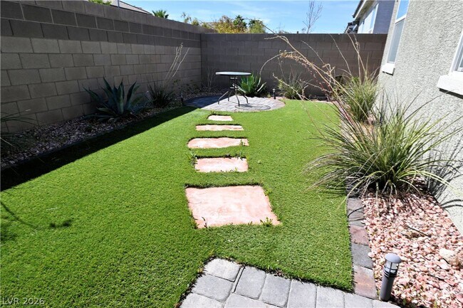 Building Photo - 7511 Mojave Wind Ave