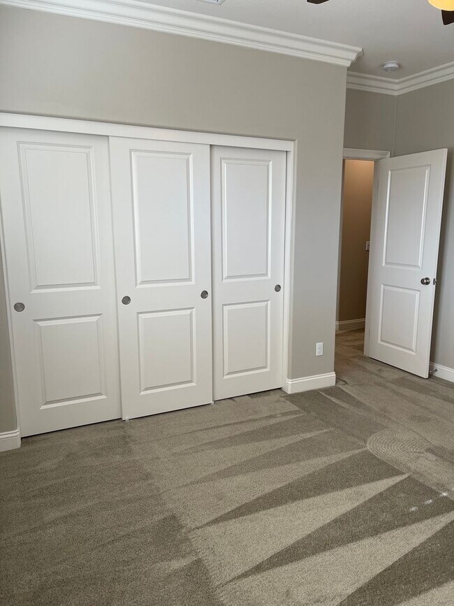 Building Photo - Exquisite 5-Bedroom, 3.5-Bath Home in Coveted Morgan Hill Estates