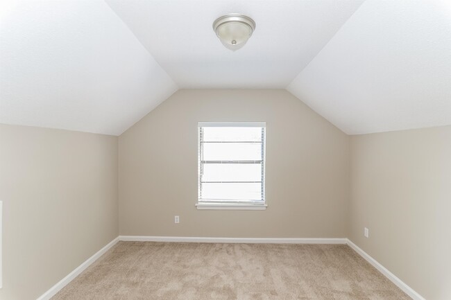 Building Photo - 4344 Castle Heights Dr