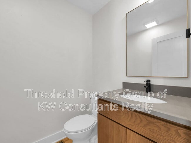 Building Photo - 1159 N 4th St