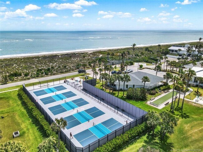 Building Photo - 2400 S Ocean Dr