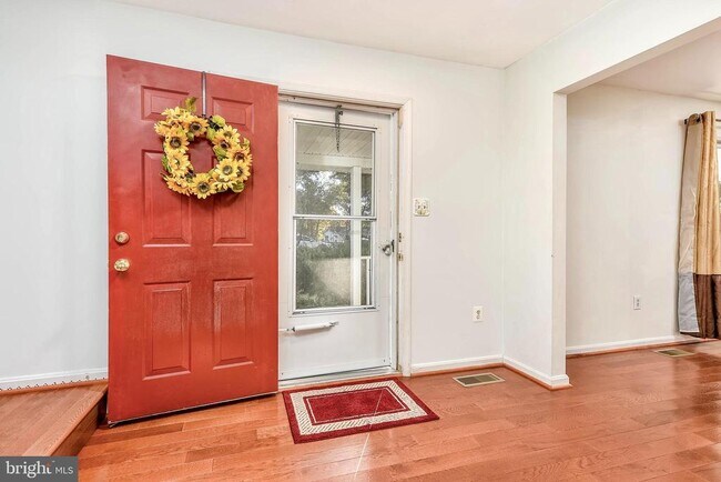 Building Photo - 7502 Melton Ct