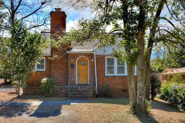 Primary Photo - 2722 Oakland Avenue
