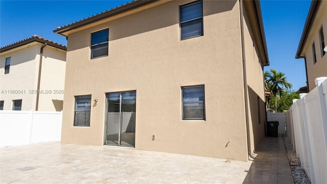 Building Photo - 3530 W 88th St